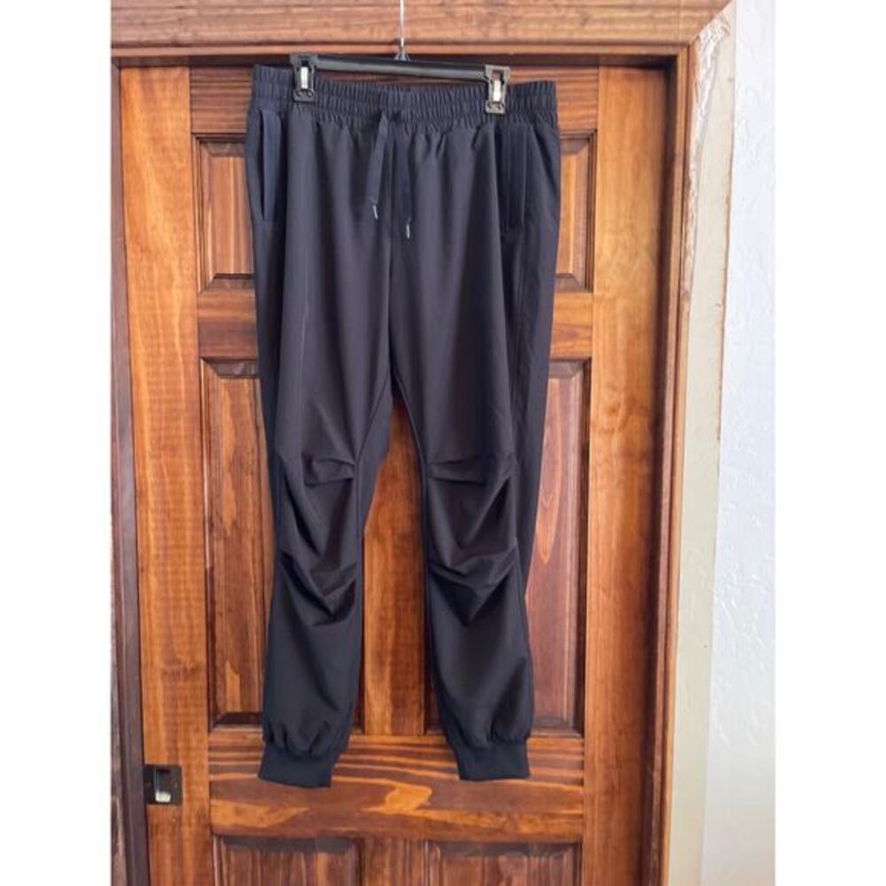 Lorna Jane lined jogger L